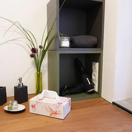 Apartament And Visit - Family-friendly & Stylish