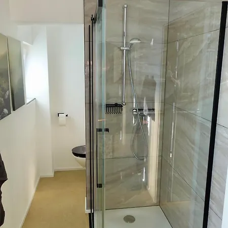 And Visit - Family-friendly & Stylish Apartament